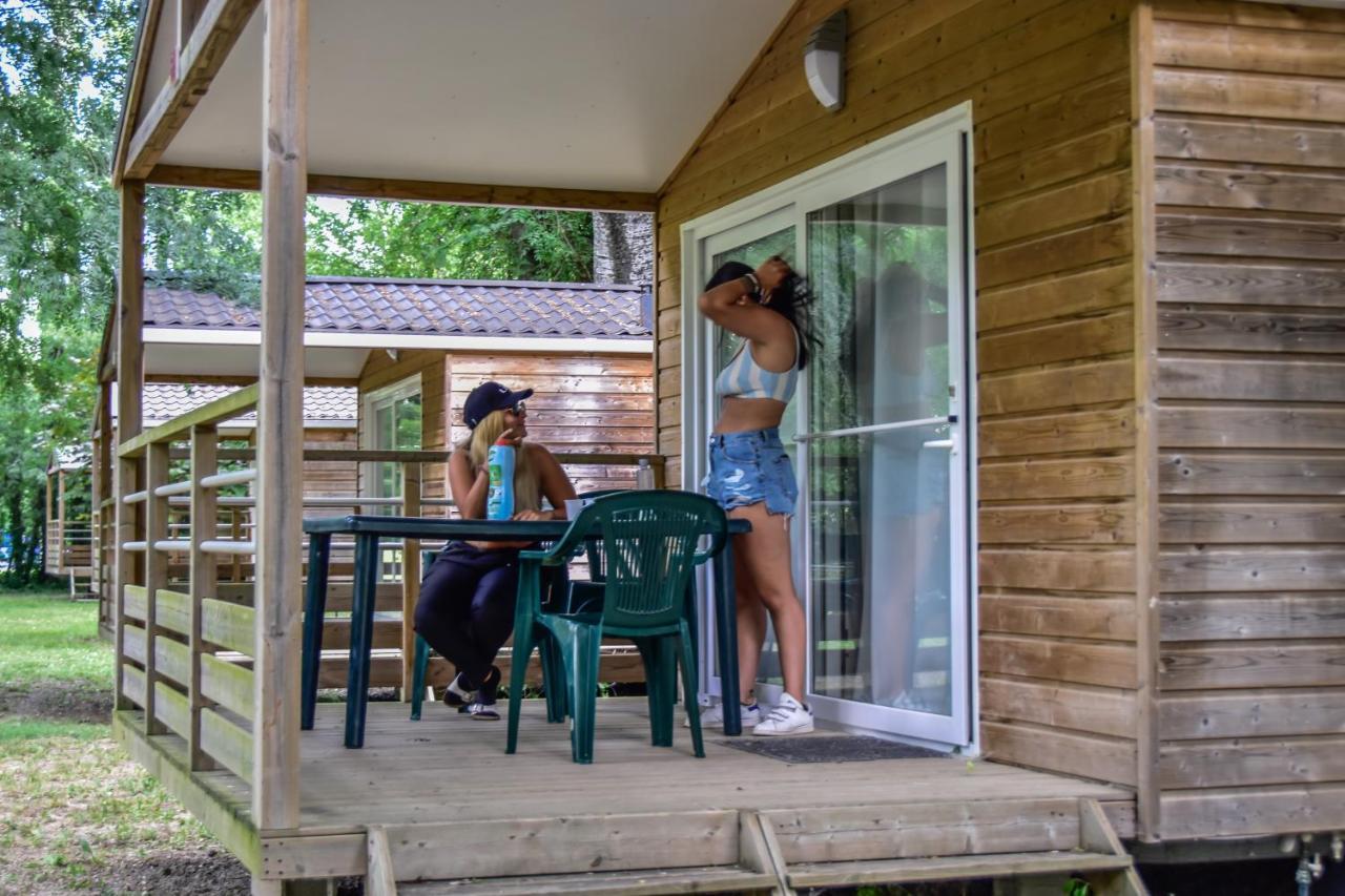Camping Du Lion Bourg-Saint-Andéol Exteriér fotografie