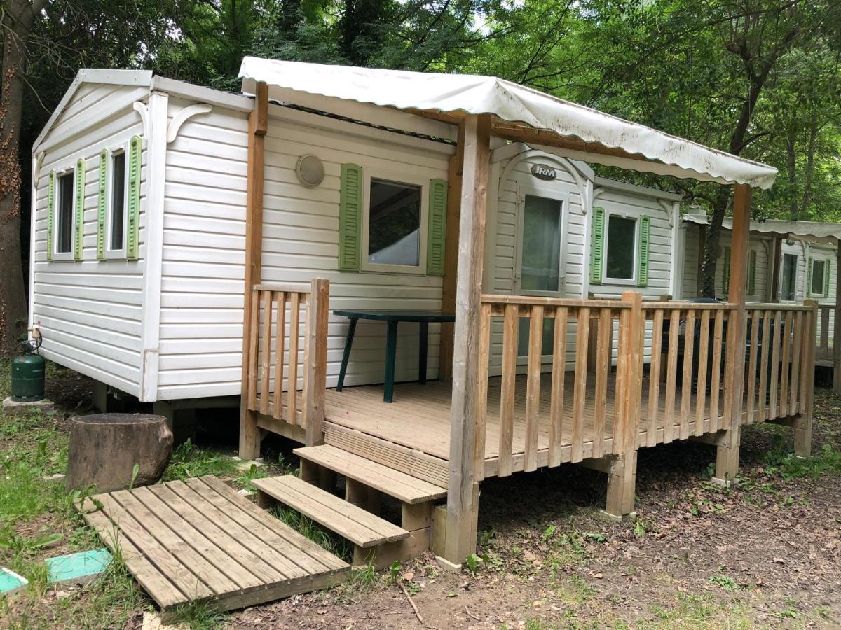 Camping Du Lion Bourg-Saint-Andéol Exteriér fotografie