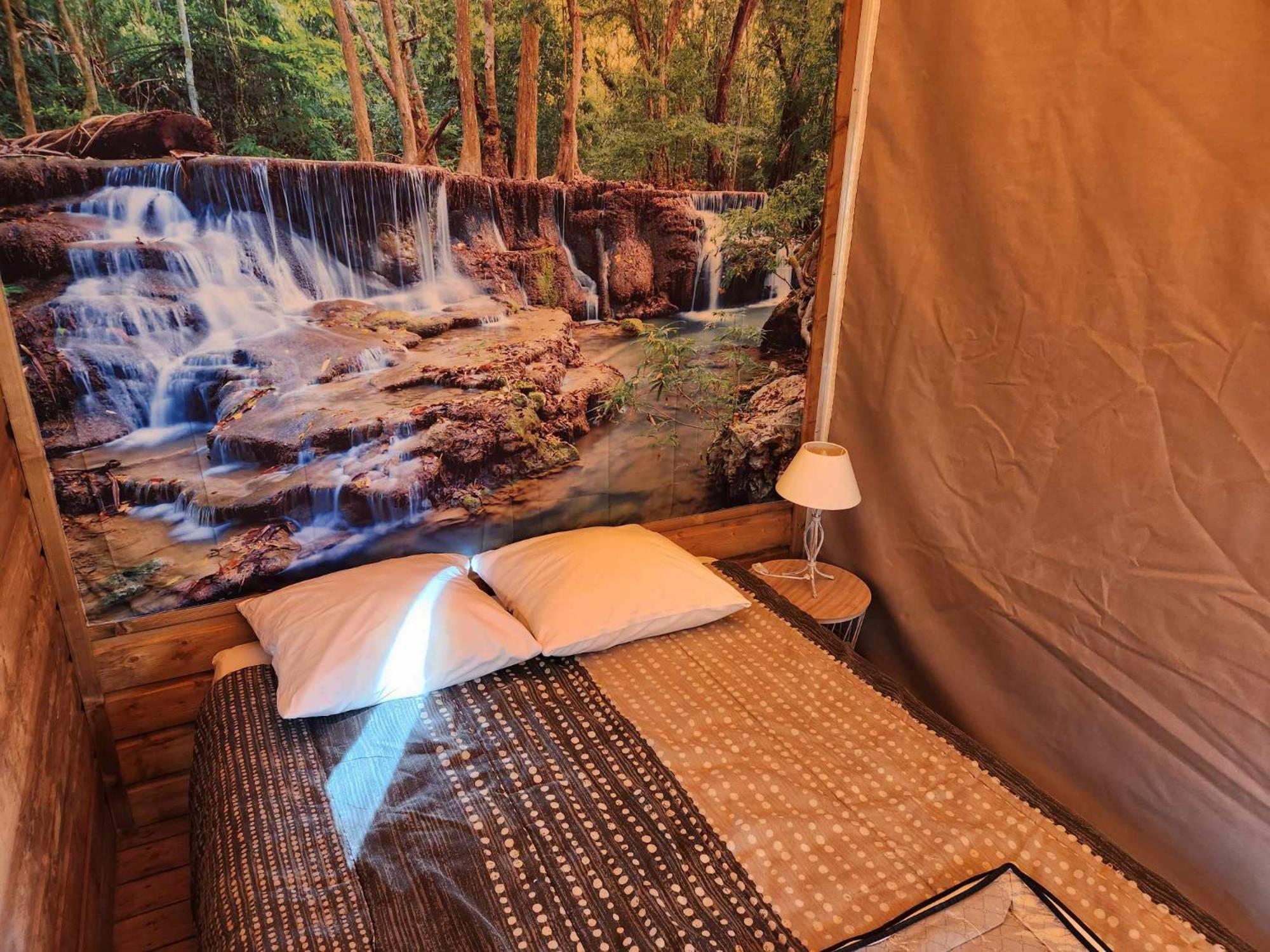 Camping Du Lion Bourg-Saint-Andéol Exteriér fotografie